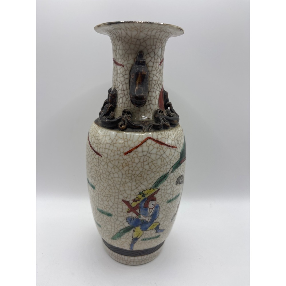 Vintage Chinese Crackle Glaze Porcelain Vase Warrior Battle Scene 8 Inch - Picture 4 of 8
